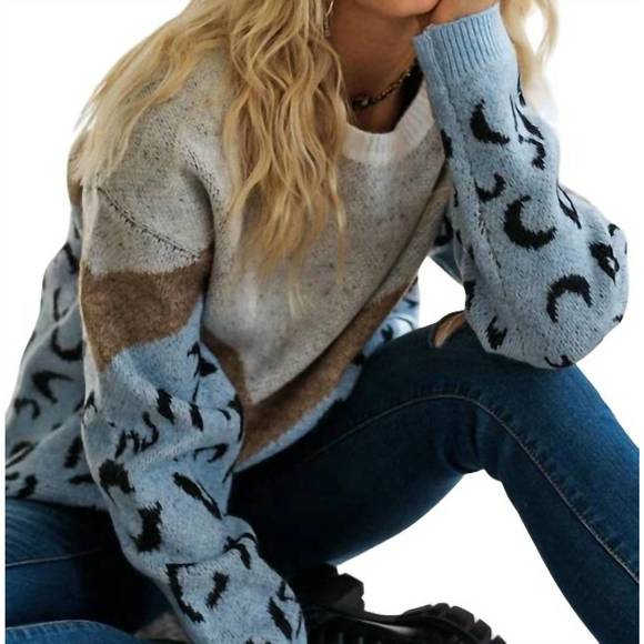 NEW ADORA leo print sweater in blue - Picture 2 of 4